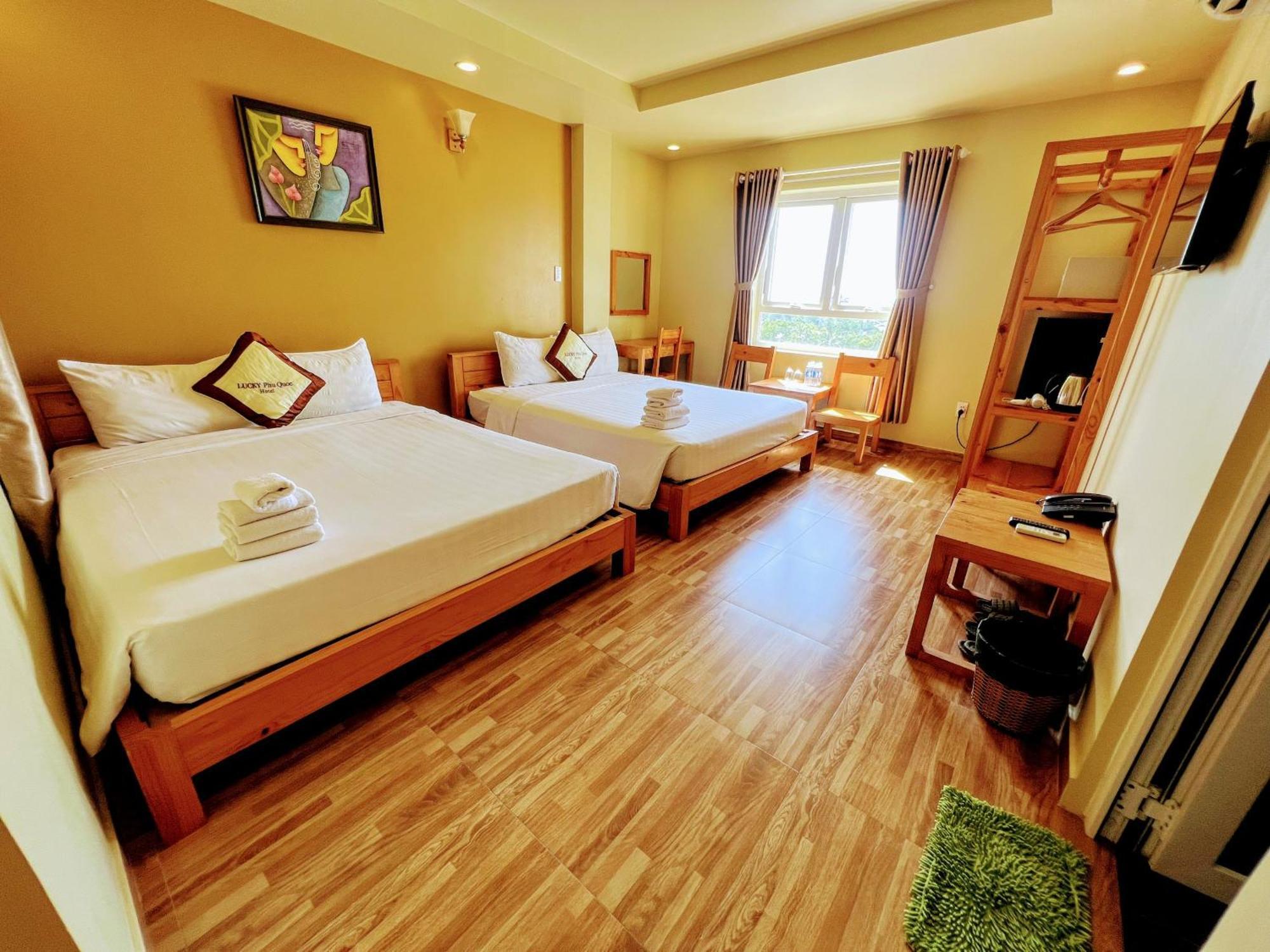 Lucky Phu Quoc Hotel Eksteriør bilde